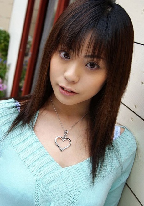 Natsumi Mitsu pornostar carina archivio