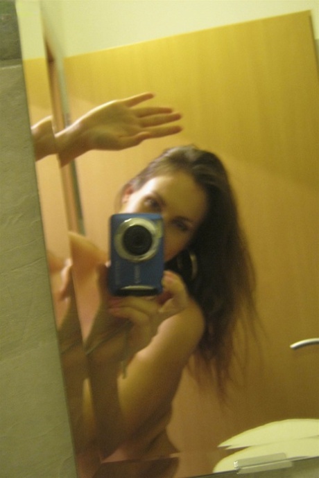 bella ragazza dai capelli lunghi e lisci xxx esclusivo galleria