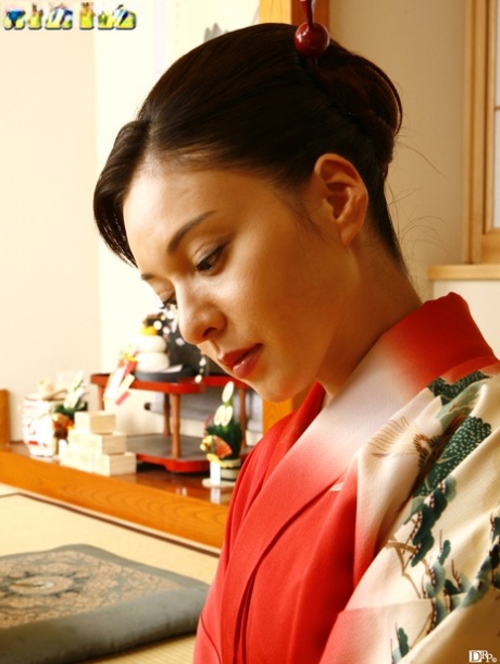 Yuki Tsukamoto bellissima attrice immagini