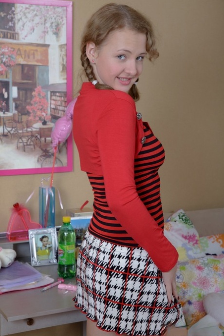 Lolly Moon pornostar bellissima archivio