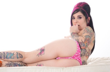 Joanna Angel pornostar adulta img