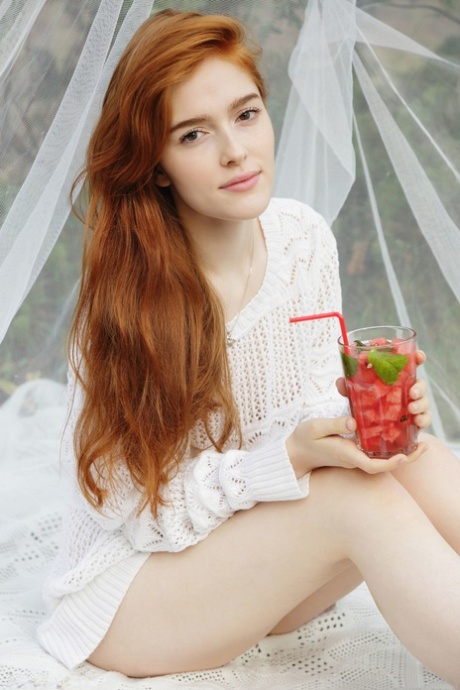 Jia Lissa modella nuda galleria