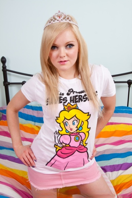 Princess Bratty arte pornostar img